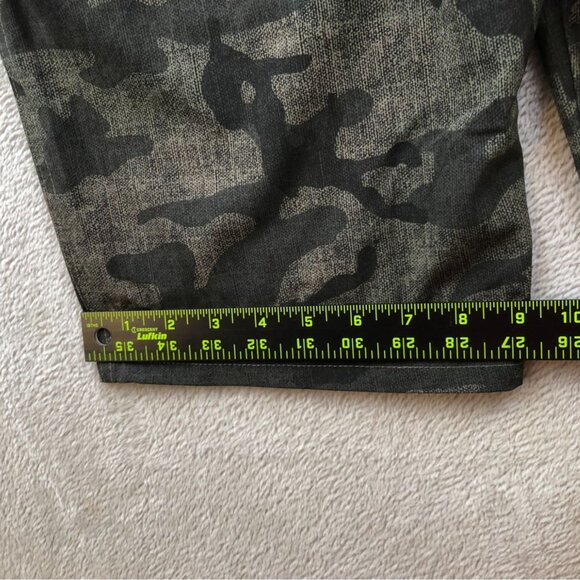 Timberland Boys Shorts Large Drawstring Camouflage Casual Pull On Athleisure - Picture 4 of 13